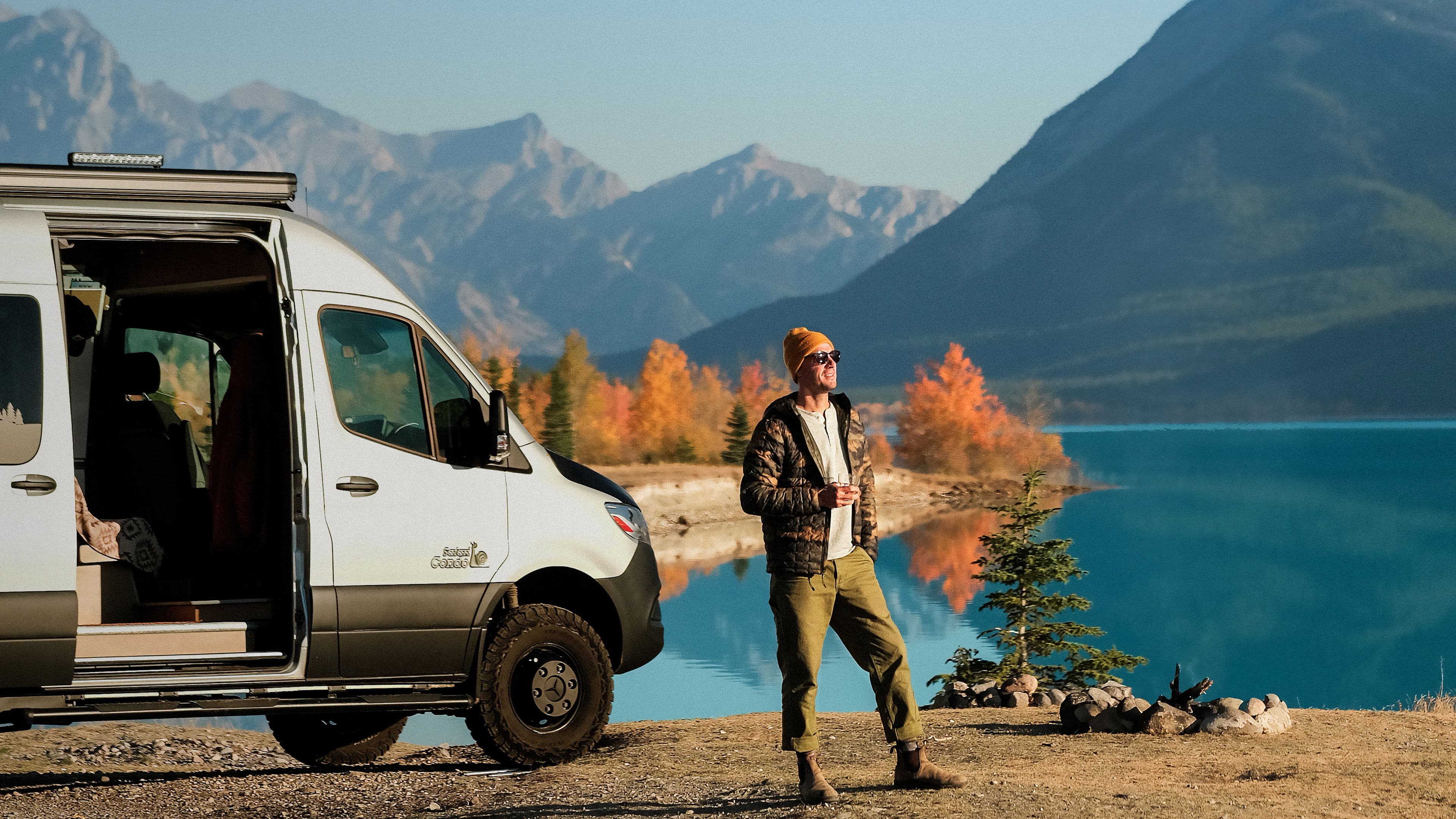 La belle vie backdrop